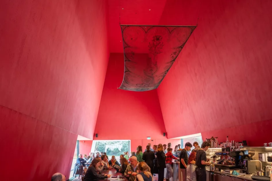 imgonline-com-ua-progressiveBEaQdZ2s3ASO