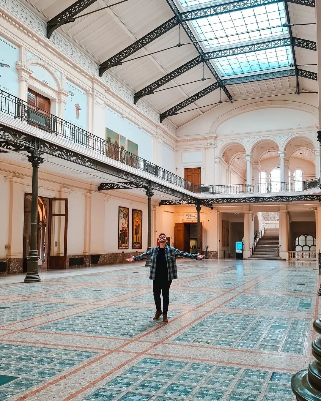 Instagram @jeantravassos - Museum voor Kunst & Geschiedenis