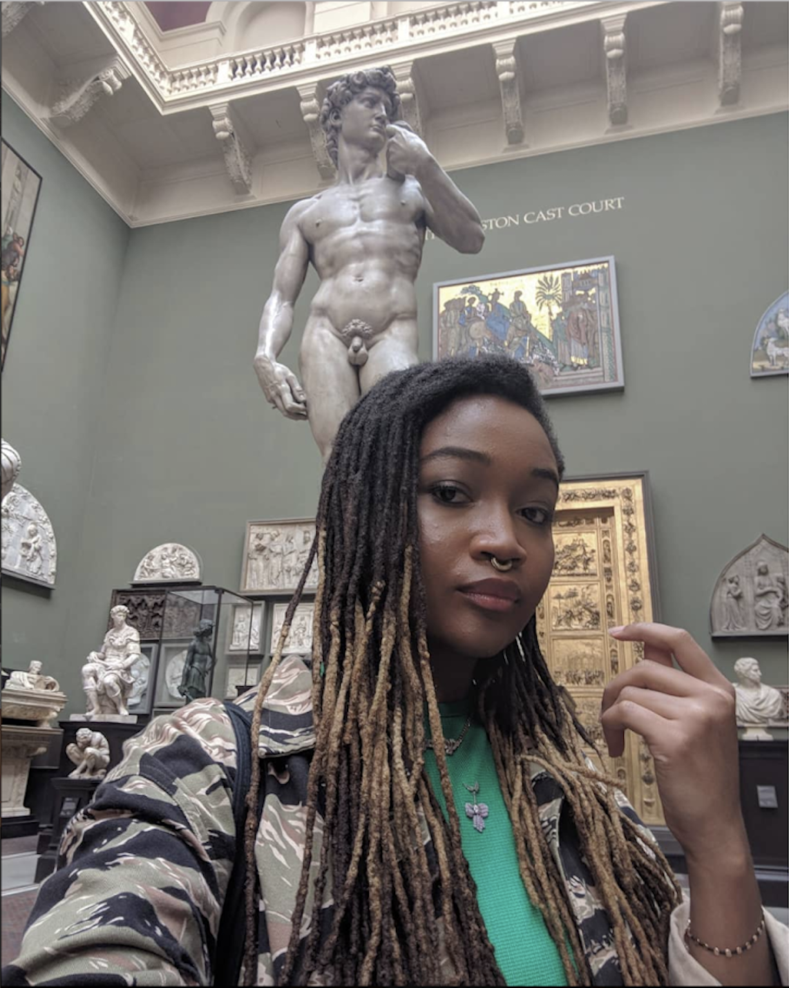 @museummammy in het Victoria and Albert Museum in Londen.