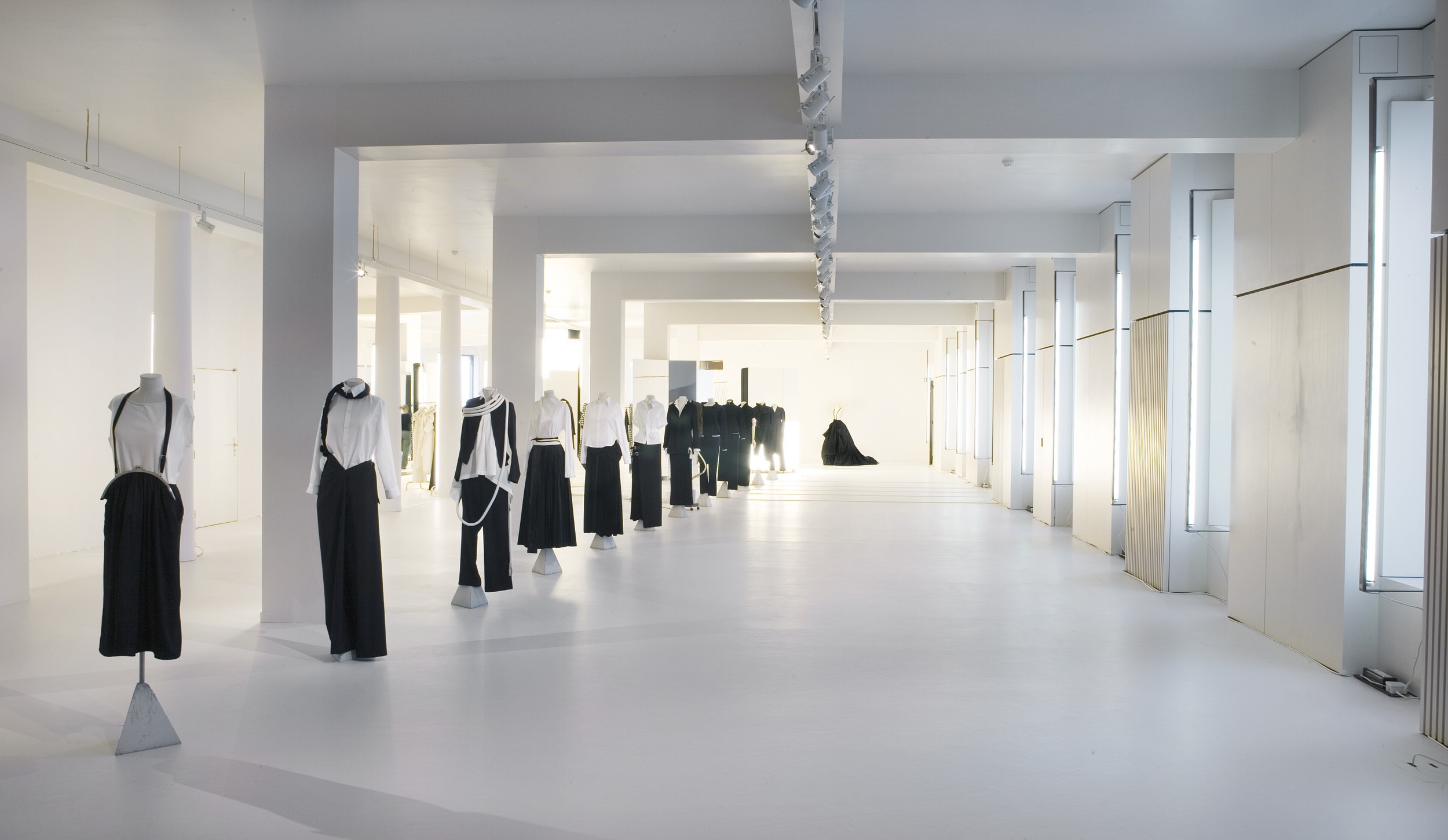 Ronald Stoops – Yohji Yamamoto, Dreamshop.
